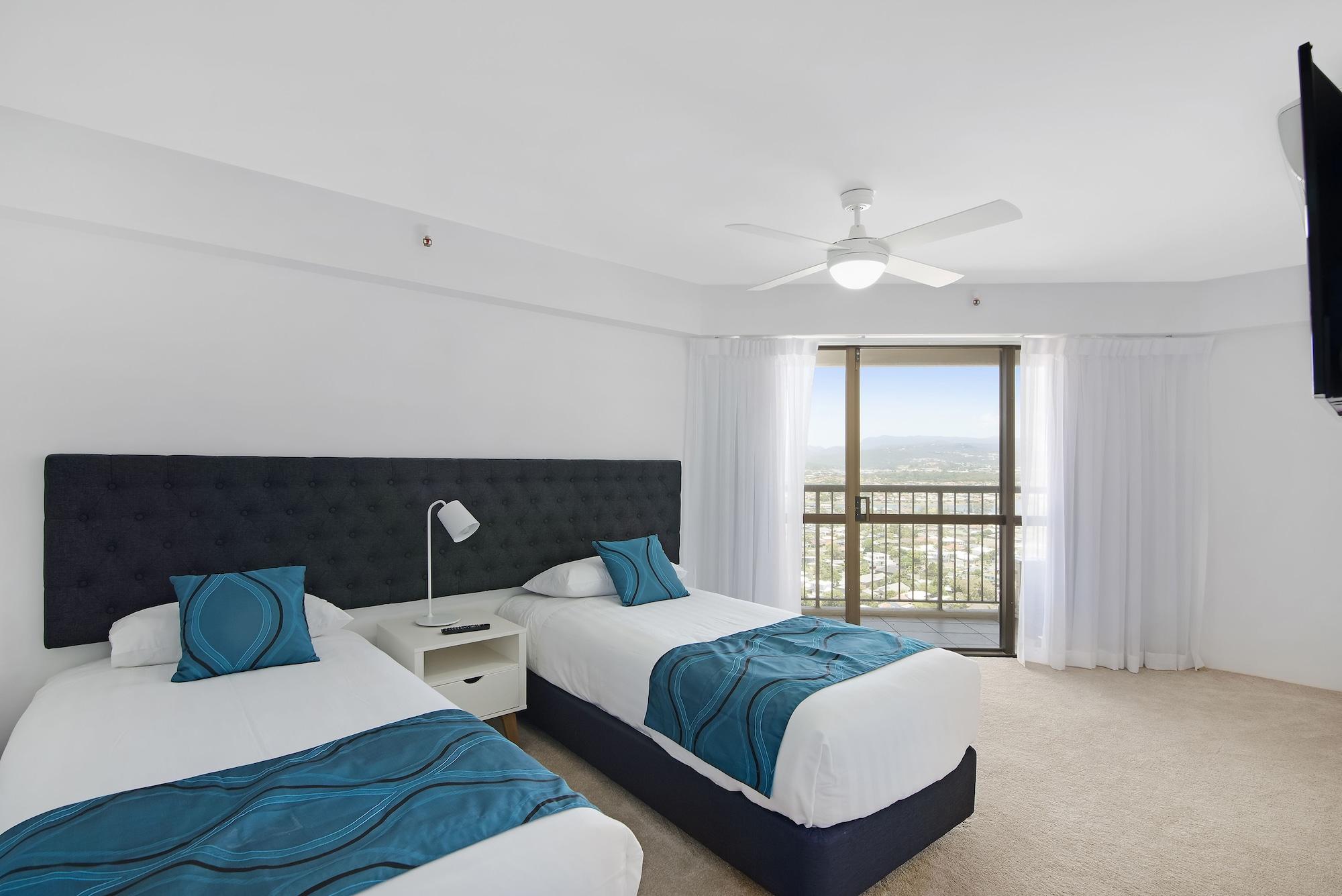 Burleigh Esplanade Aparthotel 4*